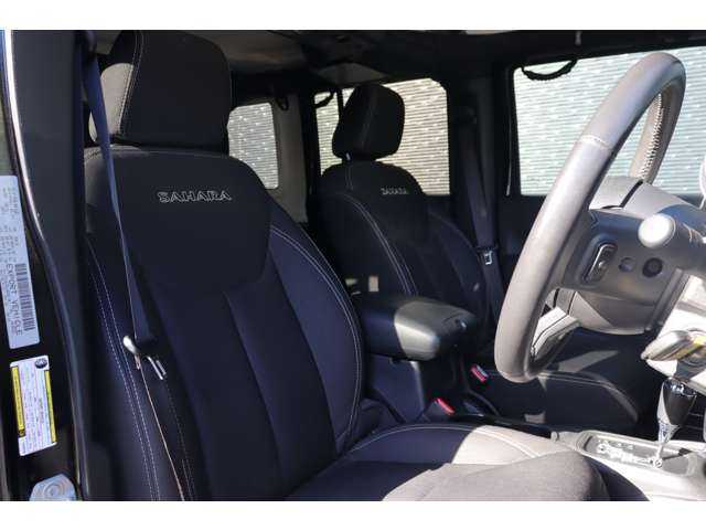 クライスラー・ジープ ジープ ラングラー アンリミテッド サハラ 大分県 2016(平28)年 6.1万km 黒 当店買取車両/保証書/クルーズコントロール/社外ナビ（CN-RE03D）/地デジ/Bluetooth/アルパインサウンド/サイドカメラ/社外ＬＥＤヘッドライト/オートライト/Ｆ／Ｒフォグ/純正フロアマット/純正１８インチＡＷ/社外ドライブレコーダー前後（ZDR045WL）/ＥＴＣ