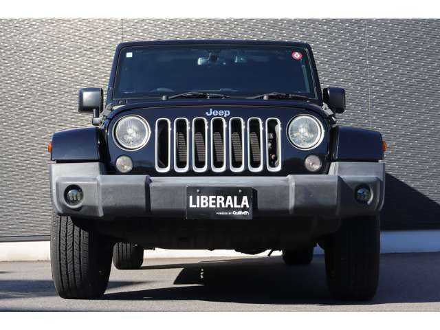 クライスラー・ジープ ジープ ラングラー アンリミテッド サハラ 大分県 2016(平28)年 6.1万km 黒 当店買取車両/保証書/クルーズコントロール/社外ナビ（CN-RE03D）/地デジ/Bluetooth/アルパインサウンド/サイドカメラ/社外ＬＥＤヘッドライト/オートライト/Ｆ／Ｒフォグ/純正フロアマット/純正１８インチＡＷ/社外ドライブレコーダー前後（ZDR045WL）/ＥＴＣ