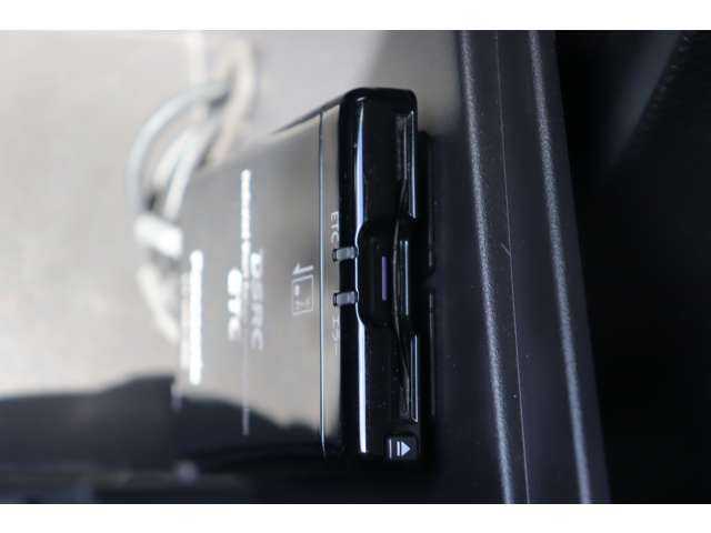 クライスラー・ジープ ジープ ラングラー アンリミテッド サハラ 大分県 2016(平28)年 6.1万km 黒 当店買取車両/保証書/クルーズコントロール/社外ナビ（CN-RE03D）/地デジ/Bluetooth/アルパインサウンド/サイドカメラ/社外ＬＥＤヘッドライト/オートライト/Ｆ／Ｒフォグ/純正フロアマット/純正１８インチＡＷ/社外ドライブレコーダー前後（ZDR045WL）/ＥＴＣ