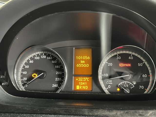 メルセデス・ベンツ Ｖ３５０ アンビエンテ 沖縄県 2008(平20)年 10.1万km 白 禁煙車/社外ナビ/サンルーフ/両側パワースライド/純正アルミ/ETC/レザーシート