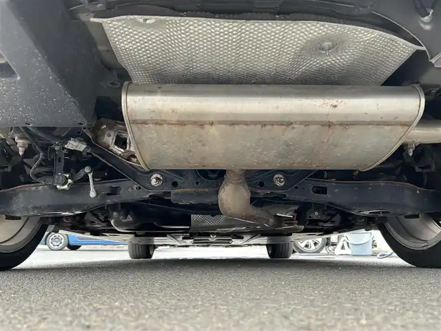 トヨタ プリウス A プレミアム　ツーリングセレ 宮城県 2016(平28)年 6万km スティールブロンドM 寒冷地仕様/・デアイサー/・リアフォグランプ/＝＝＝/エアロ（F/S/R）/セーフティセンス/・プリクラッシュセーフティ/・レーンディパーチャーアラート/・オートマチックハイビーム/・レーダークルーズコントロール/ブラインドスポットモニター/インテリジェントクリアランスソナー/シンプルインテリジェントパーキングアシスト/ヘッドアップディスプレイ/純正9インチナビ（DSZT-YC4T）/・CD/DVD/・Bluetooth/・フルセグTV/バックカメラ/ビルトインETC/ドライブレコーダー/AC100V/1500W/本革シート/シートヒーター/運転席パワーシート/革巻きステアリング/ステアリングスイッチ/LEDヘッドランプ/フォグランプ/オートライト/スマートキー＆プッシュスタート/電動格納ミラー/純正17インチAW/純正フロアマット/純正ドアバイザー/トノカバー/W/サイド/カーテンエアバッグ