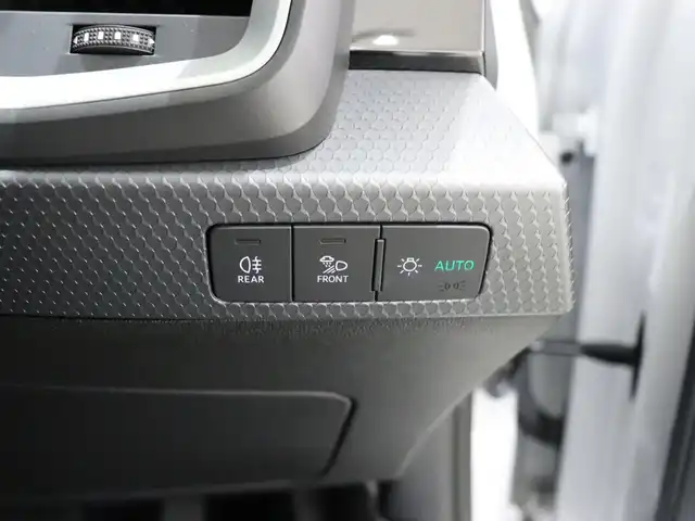 アウディ アウディ Ａ１ SB 25TFSI アドバンスド 静岡県 2023(令5)年 1.1万km パール 純正ナビ/Carplay/バーチャルコックピット/衝突軽減ブレーキ/ACC/BSM/LKA/バックカメラ/前席シートヒーター/前後ドライブレコーダー/オートハイビーム