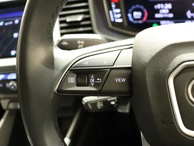 アウディ アウディ Ａ１ SB 25TFSI アドバンスド 静岡県 2023(令5)年 1.1万km パール 純正ナビ/Carplay/バーチャルコックピット/衝突軽減ブレーキ/ACC/BSM/LKA/バックカメラ/前席シートヒーター/前後ドライブレコーダー/オートハイビーム