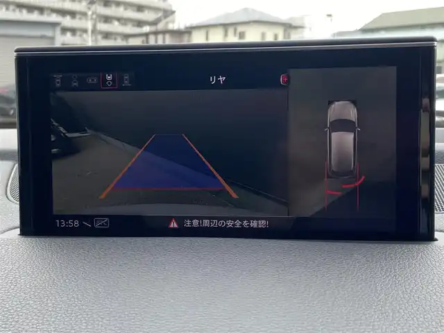 車両画像11