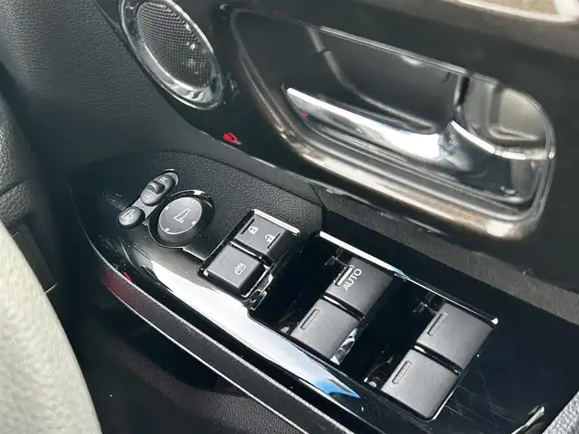 ホンダ Ｎ ＢＯＸ カスタム G L ホンダセンシング 佐賀県 2020(令2)年 2.8万km クリスタルブラックパール ホンダセンシング/レーダークルーズコントロール/リアセンサー/純正SDナビ/・バックカメラ/・フルセグTV/BT/CD/DVD/パワースライドドア/純正14インチAW/前席シートヒーター/ETC/LEDヘッドライト/オートライト/フォグランプ/ドライブレコーダー/プッシュスタート/ステアリングスイッチ/リアサンシェード/電動格納ミラー/フロアマット/ドアバイザー/ISOFIX/スペアキー×１