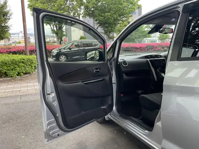 日産 デイズ X Vセレクション 静岡県 2017(平29)年 3.7万km クールシルバー 1オーナー　/衝突軽減警告　/ディスプレイオーディオ /全方位カメラ　/ヘッドライトレベライザー  /ウィンカーミラー　/純正14インチAW /フロアマット　/スマートキー  /保証書