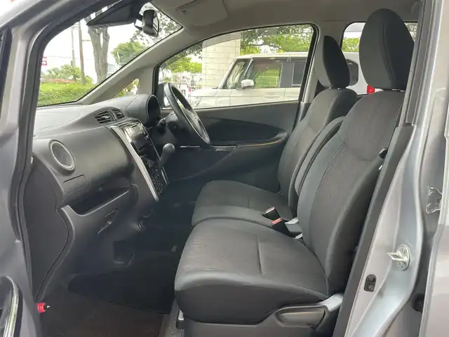 日産 デイズ X Vセレクション 静岡県 2017(平29)年 3.7万km クールシルバー 1オーナー　/衝突軽減警告　/ディスプレイオーディオ /全方位カメラ　/ヘッドライトレベライザー  /ウィンカーミラー　/純正14インチAW /フロアマット　/スマートキー  /保証書