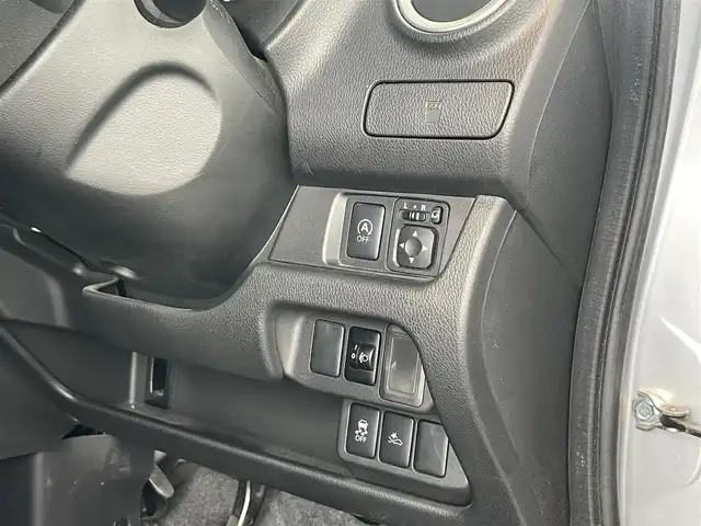 日産 デイズ X Vセレクション 静岡県 2017(平29)年 3.7万km クールシルバー 1オーナー　/衝突軽減警告　/ディスプレイオーディオ /全方位カメラ　/ヘッドライトレベライザー  /ウィンカーミラー　/純正14インチAW /フロアマット　/スマートキー  /保証書