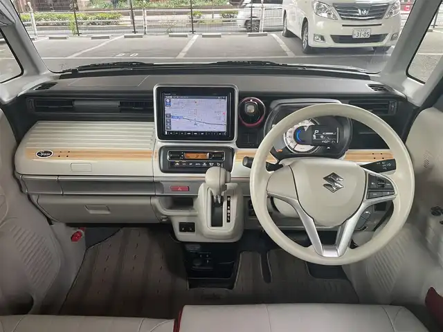 スズキ スペーシア HYBRID X 大阪府 2023(令5)年 0.5万km オフブルーメタリック/ホワイト2トーン デュアルセンサーブレーキサポートII/・誤発進抑制機能/・後方誤発進抑制機能/・低速時ブレーキサポート/・パーキングセンサー/・車線逸脱抑制機能/・車線逸脱警報機能/・ふらつき警報機能/・発進お知らせ機能/・標識認識機能/・アダクティブクルーズコントロール/・車線維持支援機能/スズキ純正メモリナビ/・Bluetooth/・フルセグTV/・バックカメラ/LEDヘッドライト/両側パワースライドドア/シートヒーター/アイドリングストップ/ビルトインETC/ワンオーナー/新車保証書/取扱説明書