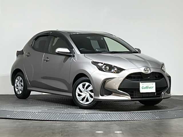 トヨタ ヤリス X Bパッケージ 愛媛県 2022(令4)年 0.9万km アバンギャルドブロンズメタリック ・純正ディスプレイオーディオ（ＢＴ・ＦＭＡＭ・ＵＳＢ接続）/・バックカメラ　/・ＥＴＣ　/・前方ドラレコ　/・ステアリングリモコン/・横滑り防止