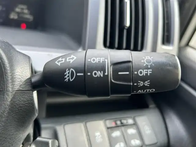 ホンダ ステップワゴン スパーダ Z クールスピリット 埼玉県 2012(平24)年 11.2万km ホワイトオーキッドパール (株)IDOMが運営する【じしゃロン熊谷店】の自社ローン専用車両になりますこちらは現金またはオートローンご利用時の価格です。自社ローンご希望の方は別途その旨お申付け下さい/純正メモリー９インチナビ　VXM-135VFN/　CD/DVD/DTV/バックカメラ/両側パワースライドドア/クルーズコントロール/ETC/アイドリングストップ/パドルシフト/純正フロアマット/純正17インチAW/スマートキー