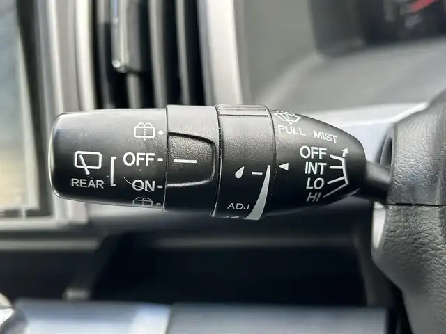 ホンダ ステップワゴン スパーダ Z クールスピリット 埼玉県 2012(平24)年 11.2万km ホワイトオーキッドパール (株)IDOMが運営する【じしゃロン熊谷店】の自社ローン専用車両になりますこちらは現金またはオートローンご利用時の価格です。自社ローンご希望の方は別途その旨お申付け下さい/純正メモリー９インチナビ　VXM-135VFN/　CD/DVD/DTV/バックカメラ/両側パワースライドドア/クルーズコントロール/ETC/アイドリングストップ/パドルシフト/純正フロアマット/純正17インチAW/スマートキー