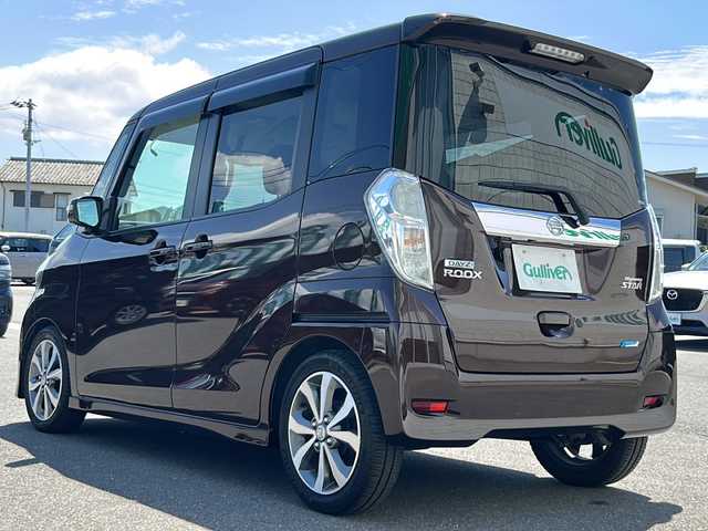 日産 デイズ ルークス ハイウェイスターX Gパッケージ 香川県 2014(平26)年 4.8万km モカブラウンP 純正ナビ／フルセグＴＶ／アラウンドビューカメラ／両側パワースライドドア／ＨＩＤヘッドライト／スマートキー／アイドリングストップ／プッシュスタート／オートライト
