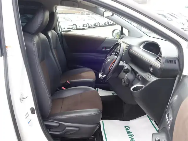 トヨタ シエンタ G クエロ 山形県 2019(平31)年 7.9万km ホワイトパールクリスタルシャイン 4WD/純正SDナビ/　　【CD DVD BT フルセグ USB】/バックカメラ/両側パワースライドドア/LEDオートヘッドライト/ハーフレザーシート/ドライブレコーダー/コーナーセンサー/電動格納ウィンカーミラー/フォグランプ/純正フロアマット/ドアバイザ―/スマートキー/ETC