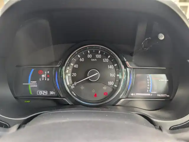 ホンダ グレイス ハイブリッド EX ホンダセンシング 埼玉県 2018(平30)年 6.2万km ルナシルバーM ワンオーナー/純正メモリナビ(VXM-184Ci)/ドライブレコーダー/Bluetoothオーディオ/バックカメラ/クルーズコントロール(追従、レーンキープ)/プッシュスタート/ETC/LEDヘッドライト/スマートキー×2/整備記録簿(H30、H31、R2、R3、R5、R6、R7)