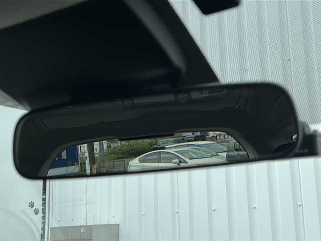 日産 ノート e－パワー X 三重県 2019(令1)年 4.5万km ブリリアントホワイトパール 純正ナビ /バックカメラ /ETC /スペアキー /エマージェンシーブレーキ /レーンキープアシスト /前方ドライブレコーダー /コーナーセンサー /フロアマット /オートライト /電動格納ミラー /禁煙車