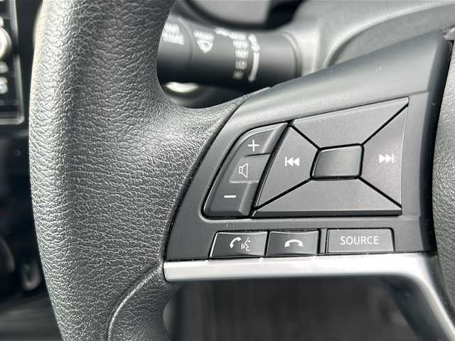 日産 ノート e－パワー X 三重県 2019(令1)年 4.5万km ブリリアントホワイトパール 純正ナビ /バックカメラ /ETC /スペアキー /エマージェンシーブレーキ /レーンキープアシスト /前方ドライブレコーダー /コーナーセンサー /フロアマット /オートライト /電動格納ミラー /禁煙車