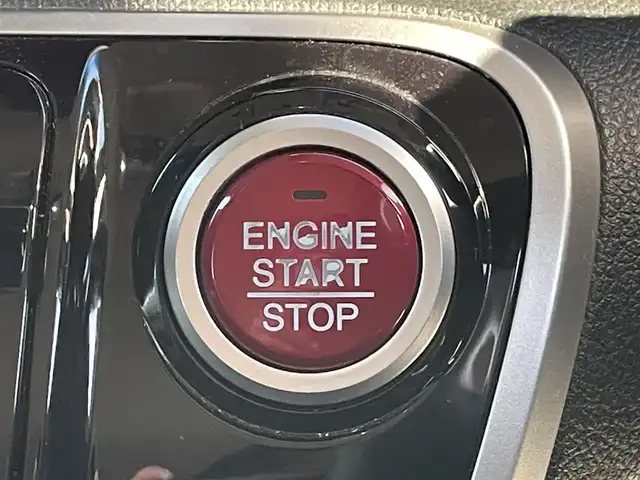 ホンダ Ｎ ＢＯＸ カスタム G SSパッケージ 熊本県 2015(平27)年 6.3万km プレミアムホワイトパールⅡ ワンオーナー/CTBA/プッシュスタート/純正ナビ/（CD・DVD・フルセグTV・BTオーディオ・SD）/バックカメラ/純正14インチAW/両側パワースライドドア/ディスチャージヘッドライト/オートライト/フォグライト/横滑り防止装置/ウィンカーミラー/純正フロアマット/純正ドアバイザー/新車保証書/取扱説明書/スマートスペアキー×1本