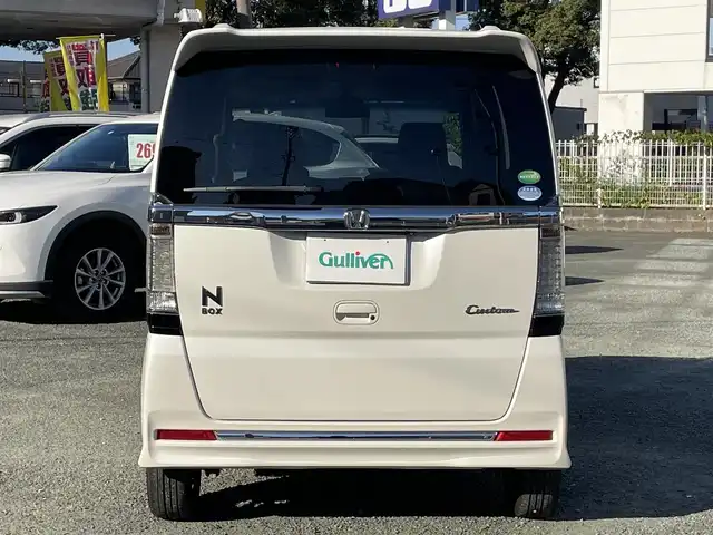 ホンダ Ｎ ＢＯＸ カスタム G SSパッケージ 熊本県 2015(平27)年 6.3万km プレミアムホワイトパールⅡ ワンオーナー/CTBA/プッシュスタート/純正ナビ/（CD・DVD・フルセグTV・BTオーディオ・SD）/バックカメラ/純正14インチAW/両側パワースライドドア/ディスチャージヘッドライト/オートライト/フォグライト/横滑り防止装置/ウィンカーミラー/純正フロアマット/純正ドアバイザー/新車保証書/取扱説明書/スマートスペアキー×1本