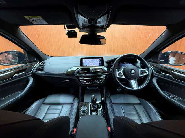 ＢＭＷ ＢＭＷ Ｘ４ xDrive 20d Mスポーツ 千葉県 2020(令2)年 4.1万km 黒 パノラマSR　/OP20インチAW　/純正ナビ　/360°カメラ　/ACC　/BSM　/黒革　/シートヒーター　/パワーシート　/LEDヘッドライト　/オートライト　/HUD　/パーキングアシスト　/電動リアゲート　/ETC　/ドライブレコーダー