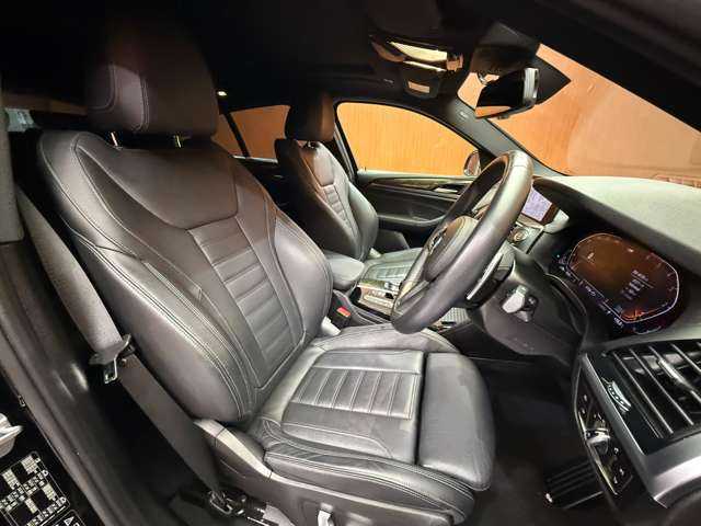 ＢＭＷ ＢＭＷ Ｘ４ xDrive 20d Mスポーツ 千葉県 2020(令2)年 4.1万km 黒 パノラマSR　/OP20インチAW　/純正ナビ　/360°カメラ　/ACC　/BSM　/黒革　/シートヒーター　/パワーシート　/LEDヘッドライト　/オートライト　/HUD　/パーキングアシスト　/電動リアゲート　/ETC　/ドライブレコーダー