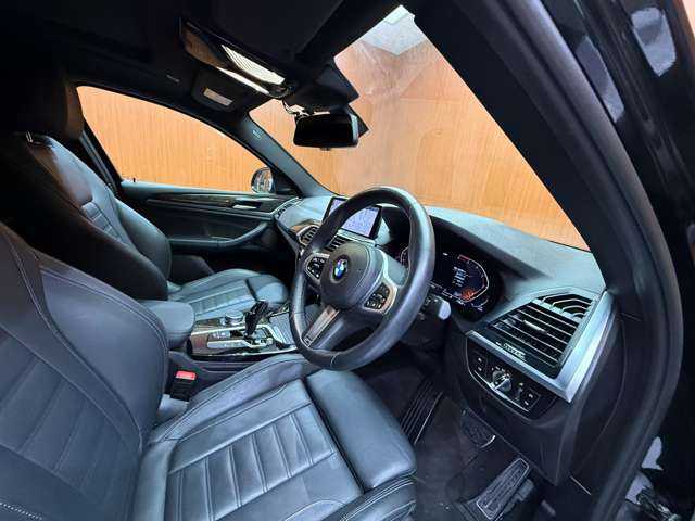 ＢＭＷ ＢＭＷ Ｘ４ xDrive 20d Mスポーツ 千葉県 2020(令2)年 4.1万km 黒 パノラマSR　/OP20インチAW　/純正ナビ　/360°カメラ　/ACC　/BSM　/黒革　/シートヒーター　/パワーシート　/LEDヘッドライト　/オートライト　/HUD　/パーキングアシスト　/電動リアゲート　/ETC　/ドライブレコーダー