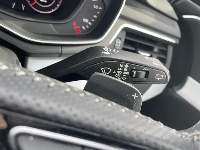 アウディ Ａ４ 2.0TFSIスポーツ S ライン PKG 富山県 2018(平30)年 5.8万km グレイシアホワイトメタリック アラウンドビューモニター／/メーカーナビ／/フルセグＴＶ／/Ｂｌｕｅｔｏｏｔｈ／/ＤＶＤ再生／/ビルトインＥＴＣ２．０／/パワーバックドア／/パワーシート／/シートヒーター／/ルーフレール／/ＬＥＤオートライト/レーダークルーズコントロール/アクティブレーンアシスト/サイドアシスト/渋滞アシスト/インテリジェントグライディング/パーキングエイド/パドルシフト