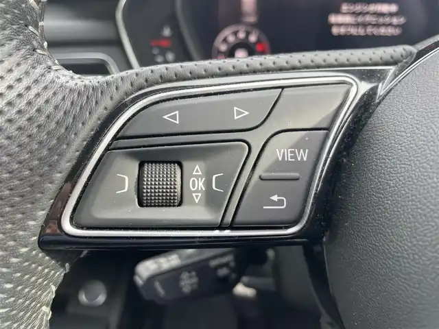 アウディ Ａ４ 2.0TFSIスポーツ S ライン PKG 富山県 2018(平30)年 5.8万km グレイシアホワイトメタリック アラウンドビューモニター／/メーカーナビ／/フルセグＴＶ／/Ｂｌｕｅｔｏｏｔｈ／/ＤＶＤ再生／/ビルトインＥＴＣ２．０／/パワーバックドア／/パワーシート／/シートヒーター／/ルーフレール／/ＬＥＤオートライト/レーダークルーズコントロール/アクティブレーンアシスト/サイドアシスト/渋滞アシスト/インテリジェントグライディング/パーキングエイド/パドルシフト