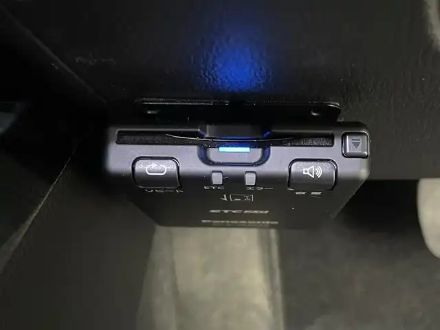 マツダ マツダ２ 15BD 埼玉県 2023(令5)年 0.9万km ディープクリスタルブルーマイカ 純正ナビゲーション/【CD/DVD/BT/USB/TV】/セーフティクルーズパッケージ/スマートブレーキサポート/レーンキープアシストシステム/レーダークルーズコントロール/交通標識認識システム/アクティブドライビングディスプレイ（カラー）/バックカメラ/ドライブレコーダー/ETC/LEDオートライト/純正フロアマット/ドアバイザー