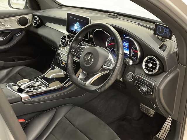 メルセデス・ベンツ ＧＬＣ２２０