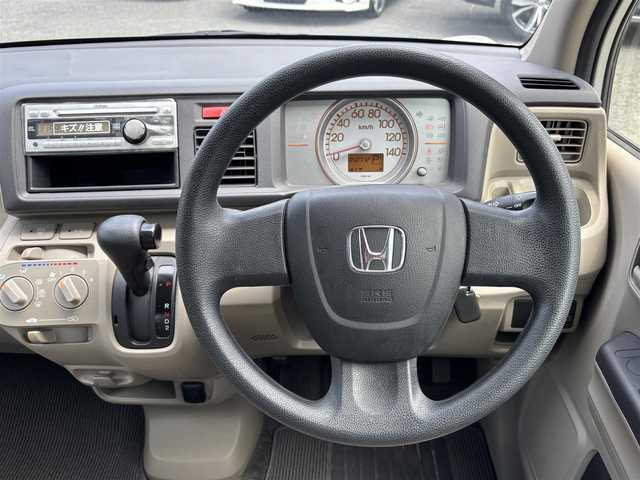 ホンダ ライフ C 熊本県 2014(平26)年 5.1万km アラバスターシルバーメタリック 純正カーオーディオ/【CD/FM/AM】/ベンチシート/リモコンキー/スペアキー/パワーステアリング/パワーウィンドウ/ダブルエアバック/ABS/純正フロアマット