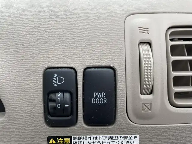 トヨタ ラウム Cパッケージ 福島県 2006(平18)年 6.6万km クリームパールマイカ ・ワンオーナー/・4WD/・純正CD/MDオーディオ/・社外AW＋夏タイヤ積込/・片側パワースライドドア/・コーナーセンサー/・ドアバイザー/・フロアマット/・キーレス