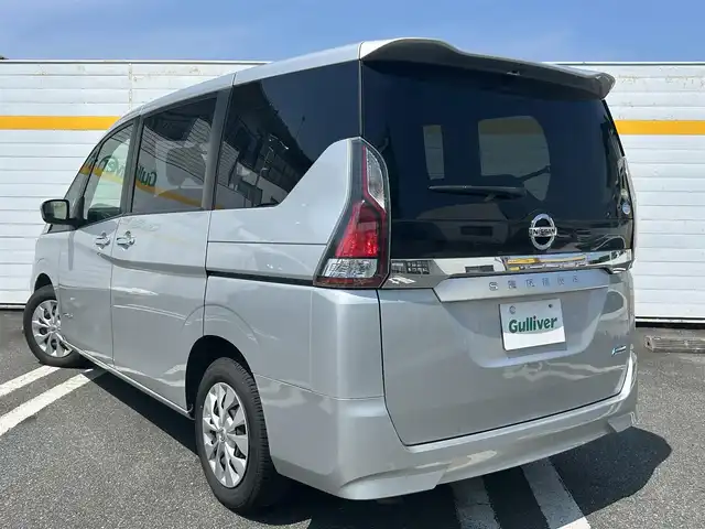 日産 セレナ X 埼玉県 2017(平29)年 8.5万km ブリリアントシルバー ETC/クルコン/FM AMラジオ/スライドドア/電動格納ミラー