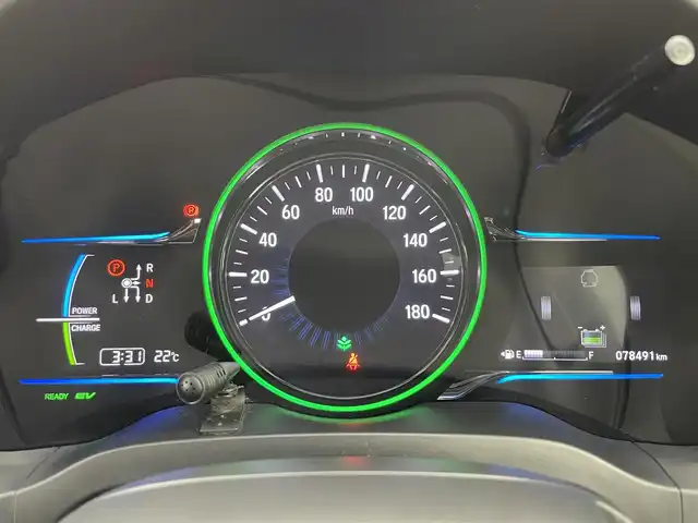 ホンダ ヴェゼル ハイブリッド X Lパッケージ 富山県 2014(平26)年 7.9万km ティンテッドシルバーM 4WD/ワンオーナー/寒冷地仕様/純正ナビ（AM/FM/CD/DVD/USB/BT）/フルセグTV/クルーズコントロール/オートライト/LEDヘッドライト/横滑り防止装置/ハーフレザーシート/前席シートヒーター/ドライブレコーダー/パドルシフト/スマートキー×２/プッシュスタート/純正フロアマット