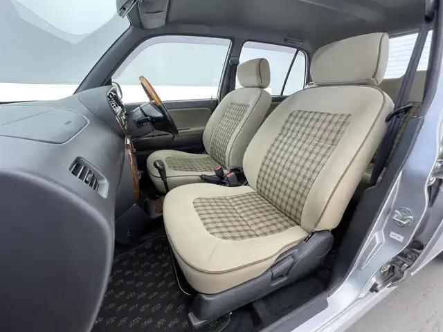 ダイハツ ミラ ジーノ 滋賀県 2002(平14)年 8.6万km シルバーメタリック 禁煙車/純正CDプレイヤー/リモコンキー/ウッドコンビステアリング/ドアバイザー