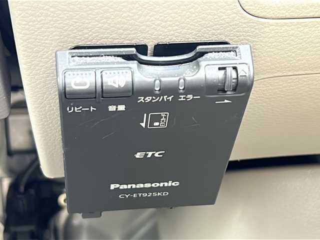 スズキ エブリィ ワゴン PZターボ スペシャル 福岡県 2017(平29)年 4.5万km パールホワイト 純正7型ナビ(CD/DVD/BT/フルセグTV)/バックカメラ/両側パワースライドドア/左側オートステップ/ステアリングスイッチ/電動格納ミラー/プッシュスタート/レザー調シートカバー/ハンドルカバー装着