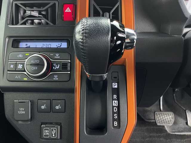 ダイハツ タフト G 鹿児島県 2020(令2)年 7.2万km フォレストカーキメタリック 純正ディスプレイオーディオ/（BT/フルセグTV）/ガラスルーフ/衝突被害軽減システム/レーンキープアシスト/ガラスルーフ/シートヒーター/電動パーキングブレーキ/オートホールド機能/オートライト/オートハイビーム/ステアリングスイッチ/スマートキー/プッシュスタート