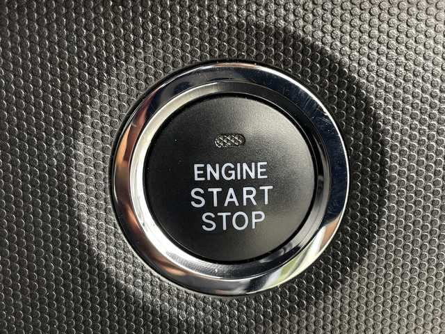 ダイハツ タフト G 鹿児島県 2020(令2)年 7.2万km フォレストカーキメタリック 純正ディスプレイオーディオ/（BT/フルセグTV）/ガラスルーフ/衝突被害軽減システム/レーンキープアシスト/ガラスルーフ/シートヒーター/電動パーキングブレーキ/オートホールド機能/オートライト/オートハイビーム/ステアリングスイッチ/スマートキー/プッシュスタート