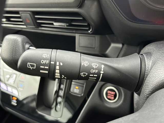 日産 ルークス HWS X プロパイロットED 宮城県 2022(令4)年 2.5万km ホワイトパール 両側パワースライドドア/オートスライドドア/純正ナビ/(AM/FM/USB/SD/TV/BT/iPod/AUX/CD)/全方位カメラ/プロパイロット/レーダークルーズコントロール/プッシュスタート/スマートキー/オートライト/フォグランプ/ドアバイザー/純正15インチアルミホイール