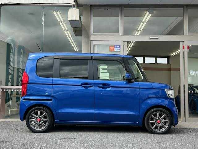 ホンダ Ｎ ＢＯＸ G EX ホンダセンシング 埼玉県 2019(平31)年 3.2万km ブリリアントスポーティブルーメタリック2トーン 純正SDナビ/【CD/DVD/フルセグ/Bluetooth】/バックカメラ/片側パワースライドドア/衝突軽減ブレーキ/ETC/レーダークルーズコントロール/ドライブレコーダー/横滑り防止装置/スペアキー/取扱説明書/保証書