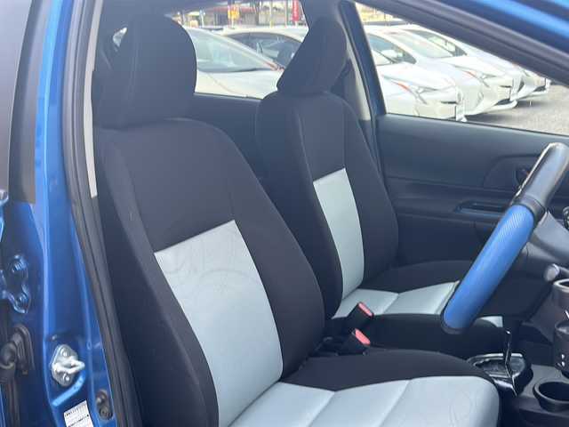 トヨタ アクア S 福島県 2013(平25)年 4.7万km コバルトブルーメタリック ＫＥＮＷＯＯＤナビ　バックＣ　ＥＴＣ　スマートキー　フルセグ　ＢＴ　ドアバイザー　電格ミラー　ＥＶモード　ＥＣＯモード　ステリモ　シフトノブＧＲ仕様　社外１５インチ夏タイヤ付ＡＷ　ＬＥＤ　フォグランプ