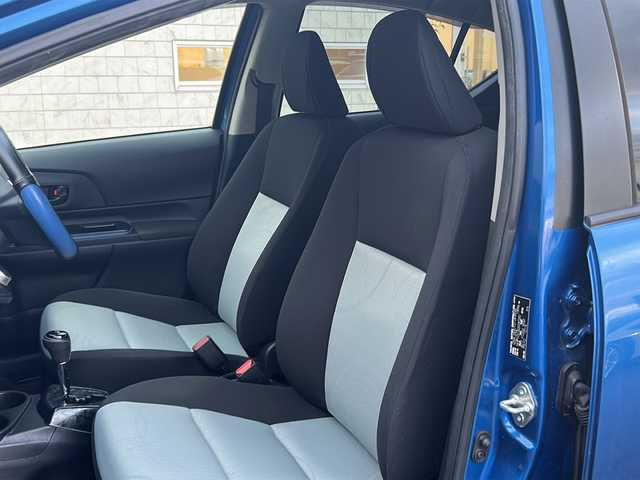 トヨタ アクア S 福島県 2013(平25)年 4.7万km コバルトブルーメタリック ＫＥＮＷＯＯＤナビ　バックＣ　ＥＴＣ　スマートキー　フルセグ　ＢＴ　ドアバイザー　電格ミラー　ＥＶモード　ＥＣＯモード　ステリモ　シフトノブＧＲ仕様　社外１５インチ夏タイヤ付ＡＷ　ＬＥＤ　フォグランプ