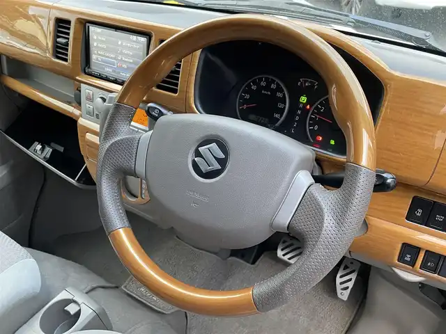 スズキ エブリィ ワゴン PZターボ スペシャル ハイルーフ 大阪府 2012(平24)年 7.9万km パールホワイト (株)IDOMが運営する【じしゃロン東大阪店】の自社ローン対象車両になります。こちらは現金ご利用時の価格です。自社ローンご希望の方は別途その旨お申付け下さい。/TEIN車高調/社外ウッドコンビステアリング/ウッド調インパネ/社外SDメモリーナビ【GCX712】/地デジ、CD、DVD、BT、Mキャッチャー/バックカメラ/社外GPSレーダー探知機/両側パワースライドドア/左オートステップ/純正14インチAW/キセノンヘッドライト/キーレス/リア5面スモークフィルム/ナビ取説＆保証書