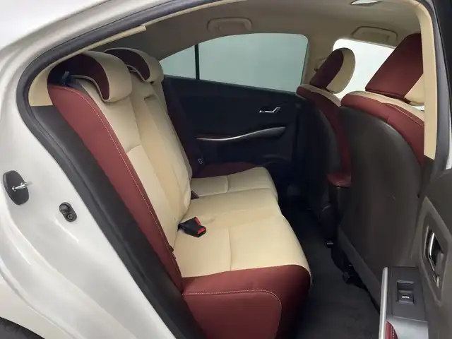 トヨタ ＳＡＩ S 鹿児島県 2014(平26)年 4.1万km ホワイトパールクリスタルシャイン 純正ナビ/Bluetooth/フルセグテレビ/バックカメラ/ステアリングリモコン/ETC/パワーシート/LEDヘッドライト/オートライト/純正16インチAW/純正フロアマット/プッシュスタート/スマートキ―/純正フロアマット