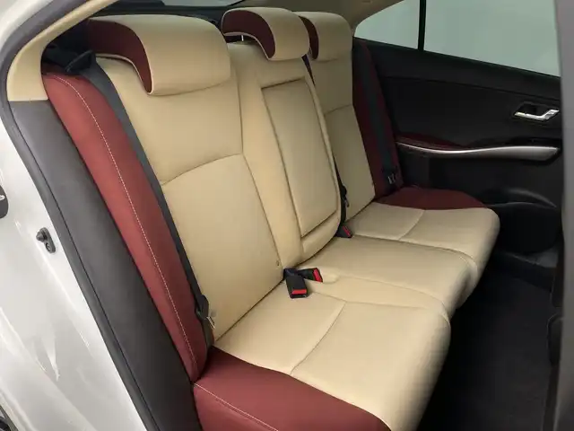トヨタ ＳＡＩ S 鹿児島県 2014(平26)年 4.1万km ホワイトパールクリスタルシャイン 純正ナビ/Bluetooth/フルセグテレビ/バックカメラ/ステアリングリモコン/ETC/パワーシート/LEDヘッドライト/オートライト/純正16インチAW/純正フロアマット/プッシュスタート/スマートキ―/純正フロアマット