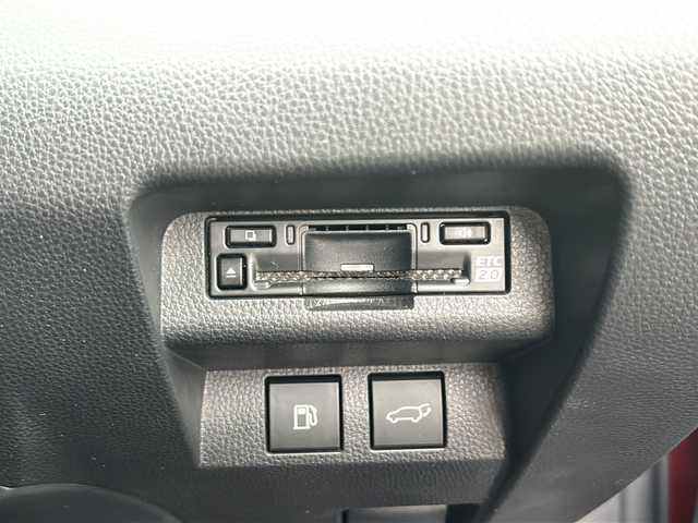 トヨタ クラウン スポーツ Z 秋田県 2023(令5)年 2.2万km 赤／黒 純正12.3インチディスプレイオーディオ/ナビ機能、Bluetooth、フルセグTV）/全方位カメラ/ETC2.0/レーダークルーズコントロール/パワーバックドア/前席パワーシート/前席シートヒーター/前席エアシート/純正21インチAW/4WD/スペアキー