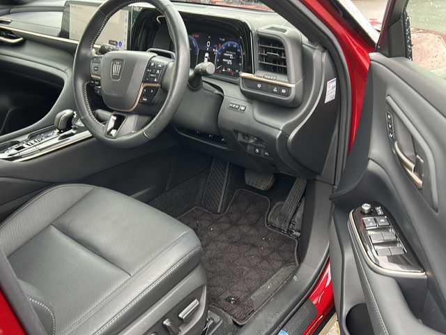 トヨタ クラウン スポーツ Z 秋田県 2023(令5)年 2.2万km 赤／黒 純正12.3インチディスプレイオーディオ/ナビ機能、Bluetooth、フルセグTV）/全方位カメラ/ETC2.0/レーダークルーズコントロール/パワーバックドア/前席パワーシート/前席シートヒーター/前席エアシート/純正21インチAW/4WD/スペアキー