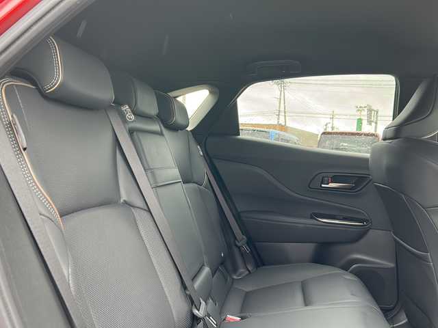 トヨタ クラウン スポーツ Z 秋田県 2023(令5)年 2.2万km 赤／黒 純正12.3インチディスプレイオーディオ/ナビ機能、Bluetooth、フルセグTV）/全方位カメラ/ETC2.0/レーダークルーズコントロール/パワーバックドア/前席パワーシート/前席シートヒーター/前席エアシート/純正21インチAW/4WD/スペアキー