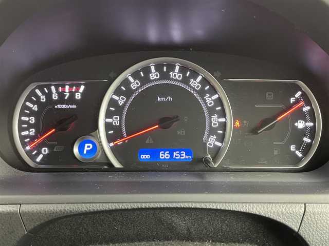 トヨタ ノア G 道央・札幌 2017(平29)年 6.7万km ダークシェリーマイカM ・４WD/・寒冷地仕様/・純正SDナビ/・CD/BT/ワンセグ/SD/AUX/・バックカメラ/・ETC/・前方ドライブレコーダー/・衝突軽減ブレーキ/・横滑り防止装置/・クルーズコントロール/・アイドリングストップ/・レーンキープアシスト/・LEDヘッドライト/・オートマチックハイビーム/・フォグ/・片側パワースライドドア/・レザー調シートカバー（ベージュ）/・積込社外17インチAW夏タイヤ（205/50R17残6分）/・ドアバイザー/・ステアリングスイッチ/・nanoe/・スペアキー/・保証書・取扱説明書