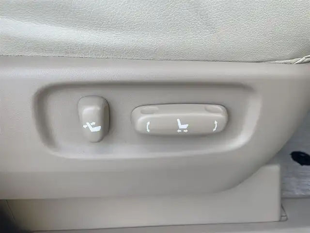 トヨタ アルファード 240G 富山県 2012(平24)年 4.9万km ホワイトパールクリスタルシャイン ワンオーナー／/ダブルサンルーフ／/純正８インチナビ／/フルセグＴＶ／/Ｂｌｕｅｔｏｏｔｈ／/ＤＶＤ再生／/車高調／/両側パワースライドドア／/パワーバックドア／/前席パワーシート／/７人乗り／/ＥＴＣ／/コーナーセンサー／/キセノンオートライト//LEDフォグライト/